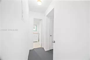 619 NE 14th Ave, Hallandale Beach, FL 33009 - Photo 16