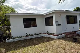 2462 Johnson St, Hollywood, FL 33020 - Photo 20