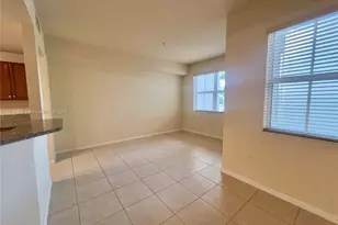 11501 NW 89th St, Doral, FL 33178 - Photo 4