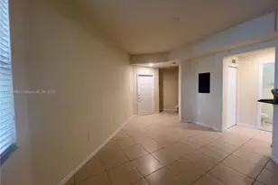 11501 NW 89th St, Doral, FL 33178 - Photo 2
