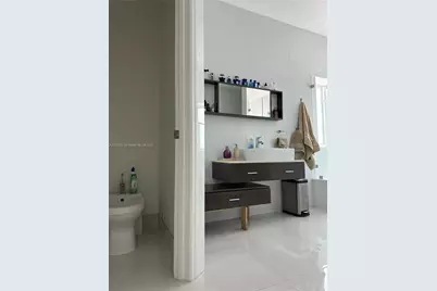 7060 NW 107th Pl #7060, Doral, FL 33178 - Photo 8