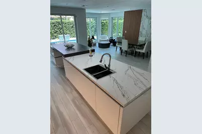 7060 NW 107th Pl #7060, Doral, FL 33178 - Photo 2