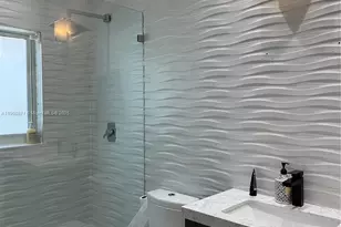 7060 NW 107th Pl, Doral, FL 33178 - Photo 4