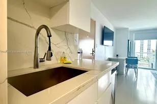 19201 Collins Ave, Sunny Isles Beach, FL 33160 - Photo 18