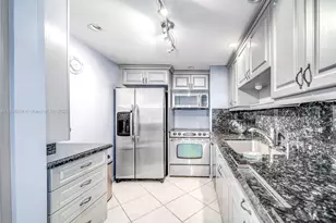 [Address not provided], West Palm Beach, FL 33407 - Photo 6