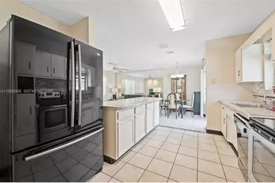321 N 69th Ave, Hollywood, FL 33024 - Photo 18