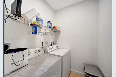 10867 NW 76th Ln, Doral, FL 33178 - Photo 56