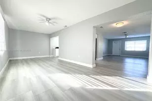 300 NW 28th Ct, Pompano Beach, FL 33064 - Photo 8