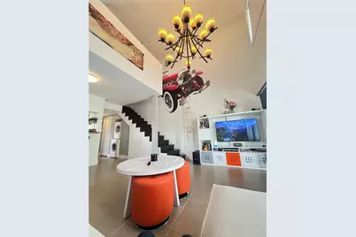 498 SW 2nd St #201, Miami, FL 33130 - Photo 1