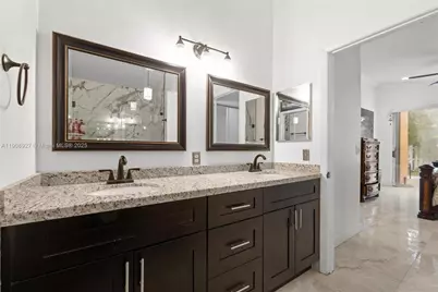15624 NW 12th Rd, Pembroke Pines, FL 33028 - Photo 24