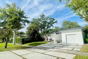 330 NE 88th St, El Portal, FL 33138 - Photo 1