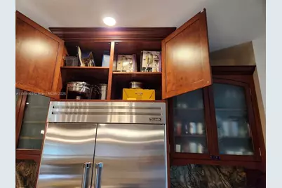 70 Bay Colony Ln, Fort Lauderdale, FL 33308 - Photo 32