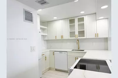 3140 S Ocean Dr #2403, Hallandale Beach, FL 33009 - Photo 20