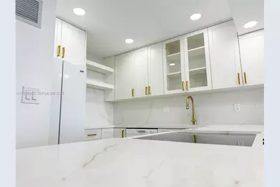 3140 S Ocean Dr #2403, Hallandale Beach, FL 33009 - Photo 26