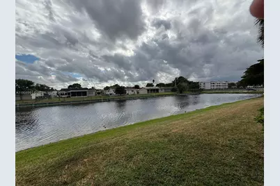 7610 Westwood Dr #105, Tamarac, FL 33321 - Photo 2