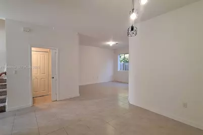 1363 NW 208th Ter, Miami Gardens, FL 33169 - Photo 44