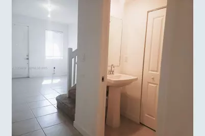 1363 NW 208th Ter, Miami Gardens, FL 33169 - Photo 12