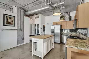 444 NE 30th St, Miami, FL 33137 - Photo 2