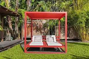 575 Hibiscus Ln, Miami, FL 33137 - Photo 52