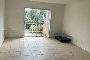 17911 NW 68th Ave, Hialeah, FL 33015 - Photo 14