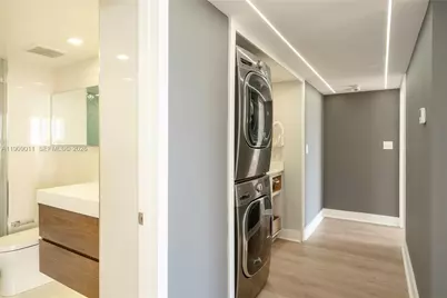 4000 Towerside Ter #1901, Miami, FL 33138 - Photo 22