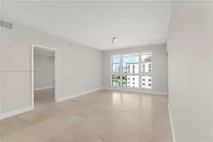 19900 E Country Club Dr, Aventura, FL 33180 - Photo 2