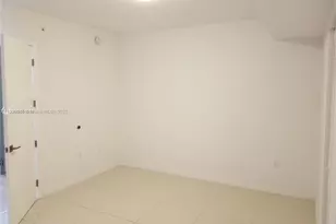 5252 NW 85th Ave, Doral, FL 33166 - Photo 14