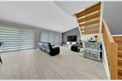 9933 NW 49th Ter, Doral, FL 33178 - Photo 6