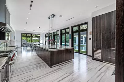 8961 SW 62nd Ct, Pinecrest, FL 33156 - Photo 10