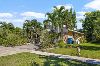 100 N Park Rd N, Royal Palm Beach, FL 33411 - Photo 2