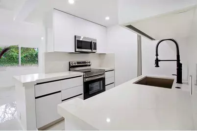 13250 SW 7th Ct #204L, Pembroke Pines, FL 33027 - Photo 4