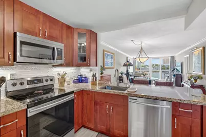 121 Golden Isles Dr #205, Hallandale Beach, FL 33009 - Photo 14