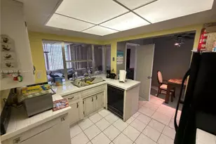 4635 NW 44th St, Tamarac, FL 33319 - Photo 16