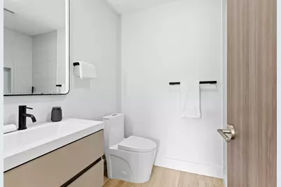 85 W Shore Dr W, Miami, FL 33133 - Photo 14