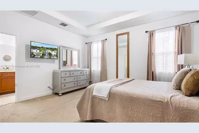 4445 NW 48th Ter, Tamarac, FL 33319 - Photo 10