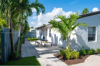 1236 NE 16th Ave, Fort Lauderdale, FL 33304 - Photo 2