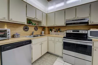 3850 Washington St #212, Hollywood, FL 33021 - Photo 36