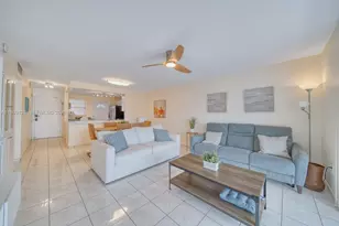 3849 NE 169th St, North Miami Beach, FL 33160 - Photo 12