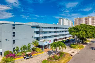 3849 NE 169th St, North Miami Beach, FL 33160 - Photo 24