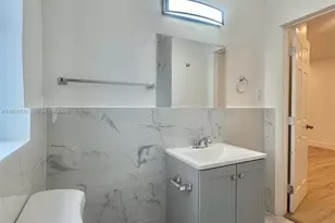 530 NE 71st St, Miami, FL 33138 - Photo 14