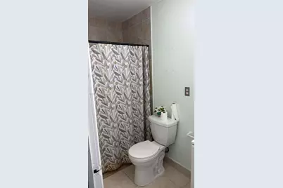 17902 NW 81st Ct, Hialeah, FL 33015 - Photo 22