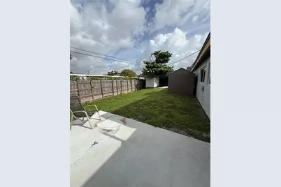 17902 NW 81st Ct, Hialeah, FL 33015 - Photo 28