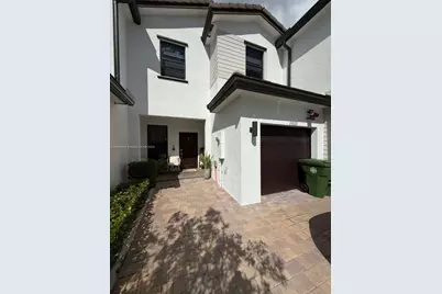 15929 SW 2nd Pl, Pembroke Pines, FL 33027 - Photo 2