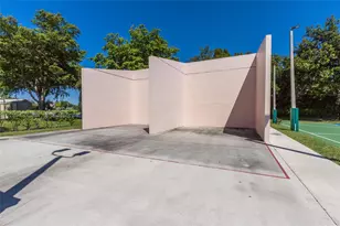 2880 S Carambola Cir S, Coconut Creek, FL 33066 - Photo 34