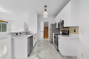 4593 NW 7th Pl, Deerfield Beach, FL 33442 - Photo 8