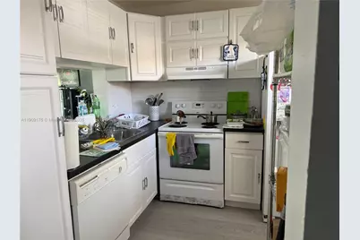 5501 Lakeside Dr #104, Margate, FL 33063 - Photo 2