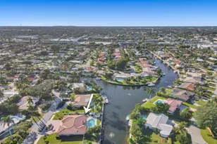 1109 SE 12th St, Deerfield Beach, FL 33441 - Photo 10