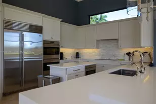 2546 Sanctuary Dr, Weston, FL 33327 - Photo 16
