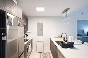 488 NE 18th St, Miami, FL 33132 - Photo 8