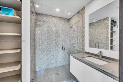 88 SW 7th St #806, Miami, FL 33130 - Photo 28